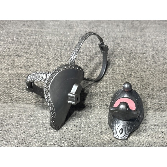 1984 Mattel She-Ra-CLAWDEEN's Saddle-all Parts-Catra's Cat - Picture 3 of 3